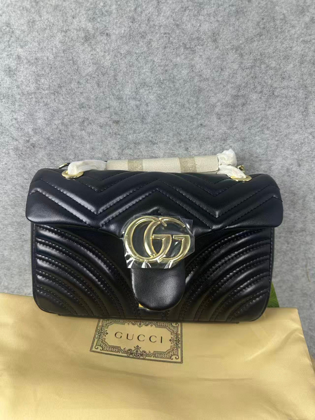Gucci GG Marmont Matelassé Small Shoulder Bag – Black