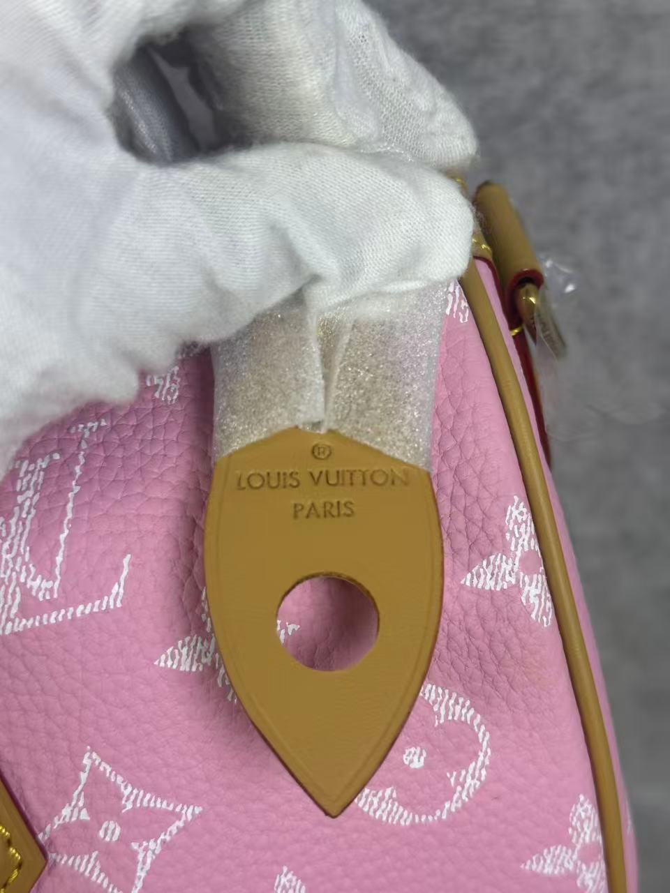 Louis Vuitton Speedy Bandoulière 25 – Pink Monogram Canvas