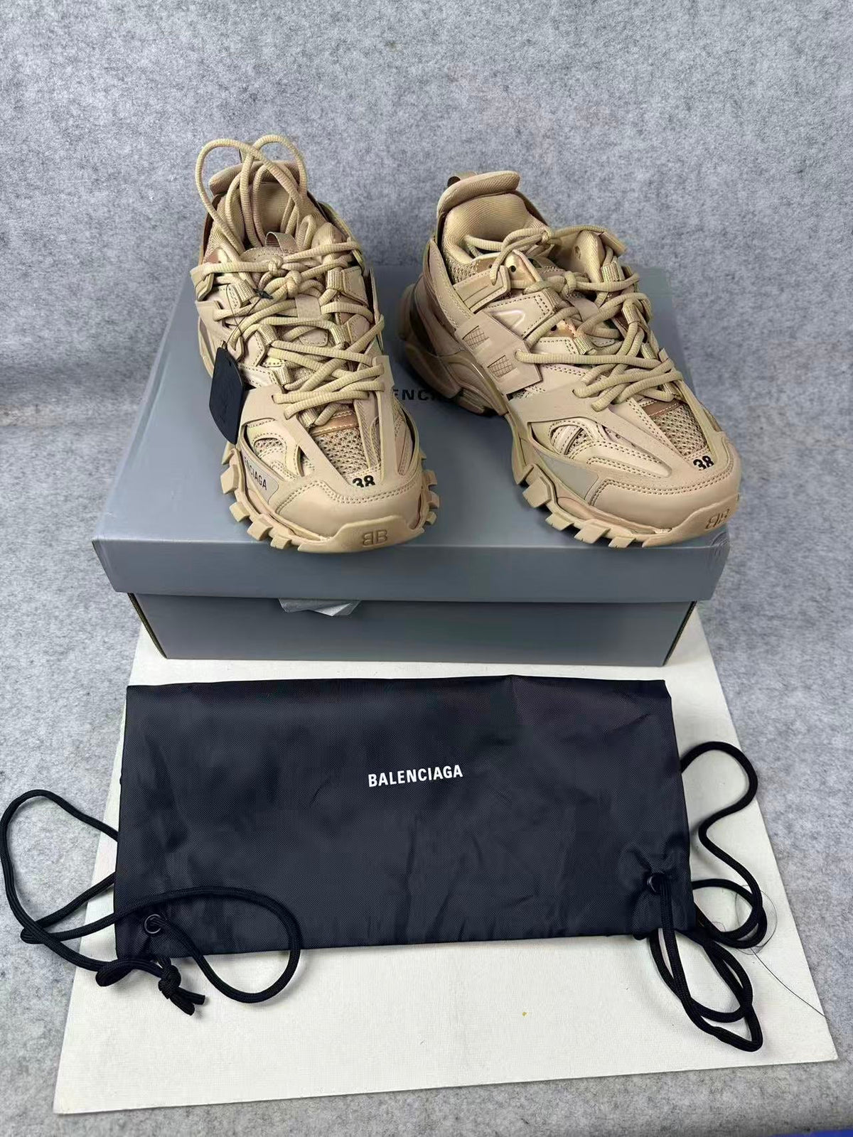 Balenciaga Track Sneaker – Beige