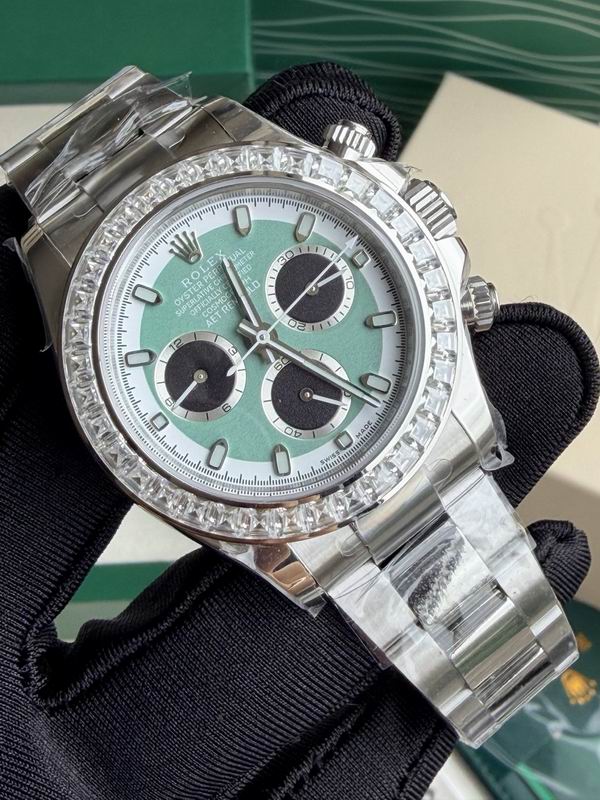 Rolex Daytona-Style Chronograph Watch with Green Dial