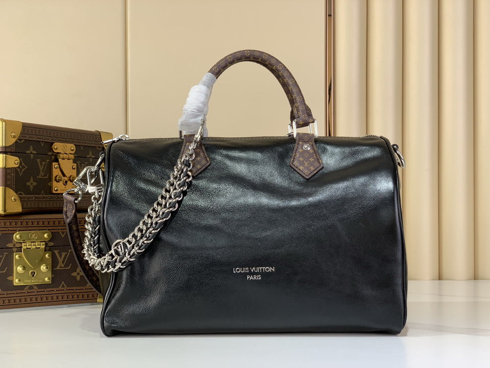 Louis Vuitton Speedy Bandoulière Black Leather Handbag