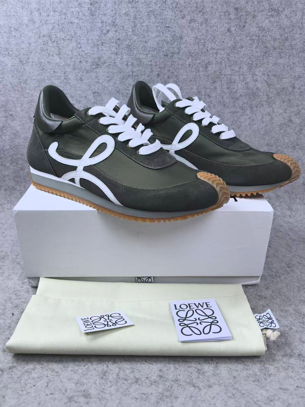 Loewe Flow Runner Sneakers – Dark Khaki
